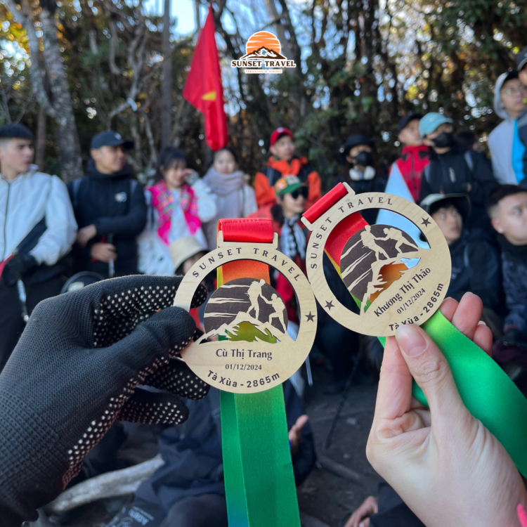 Tour trekking tà xùa - phu sa phìn